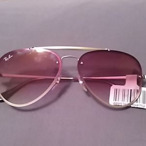 Pink aviator RayBans